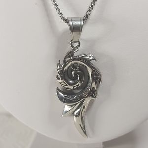 TRIBAL DESIGN PENDANT NECKLACE, 20 IN